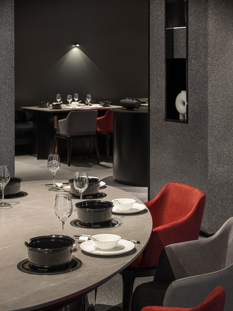 Mingyue Seafood Restaurant Zhejiang by Xiangdie Design