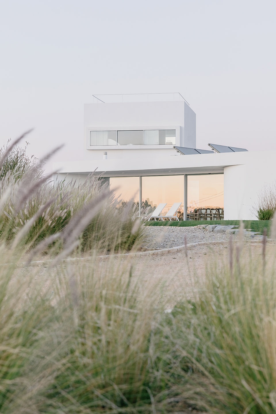 Casa Cabrita Moleiro by Atelier Data