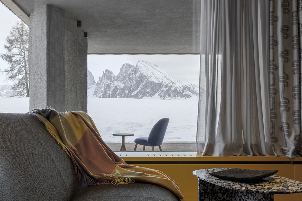 icaro hotel by modusarchitects