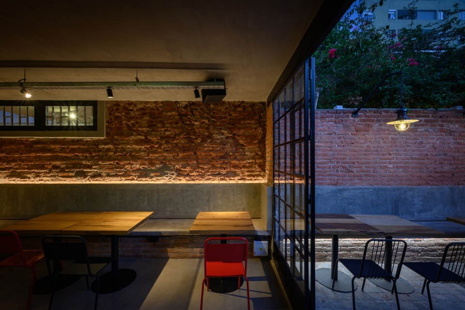 levels bar by muro arquitectos