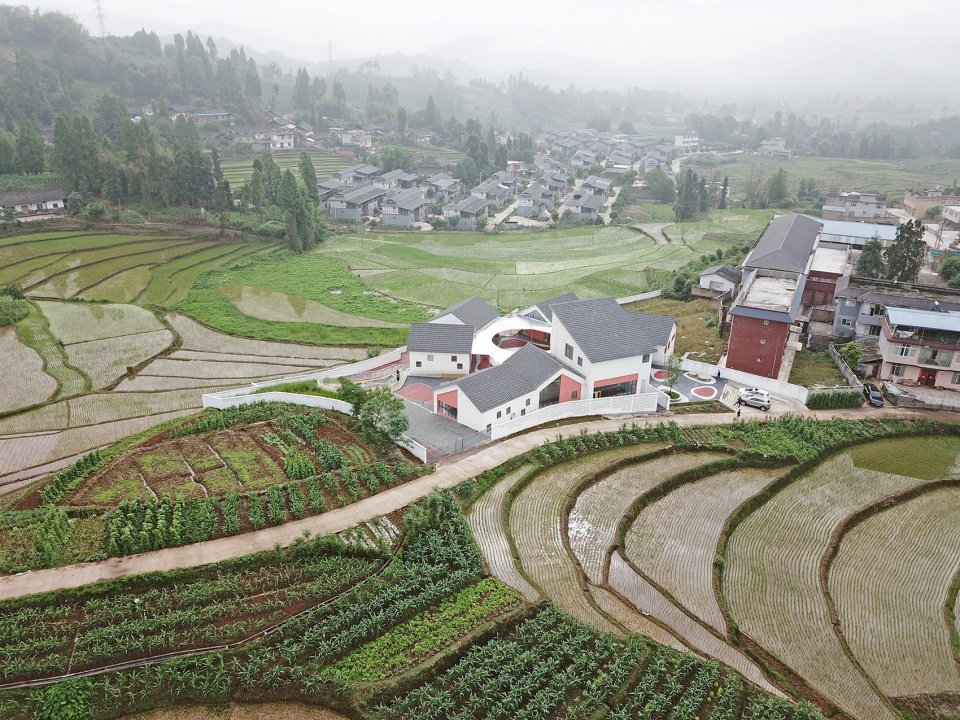 daping village kindergarten china by atelier y
