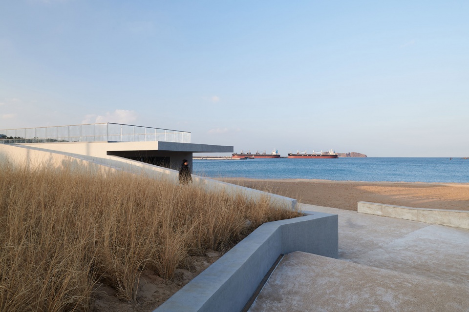 seaside zigzag building china by tao