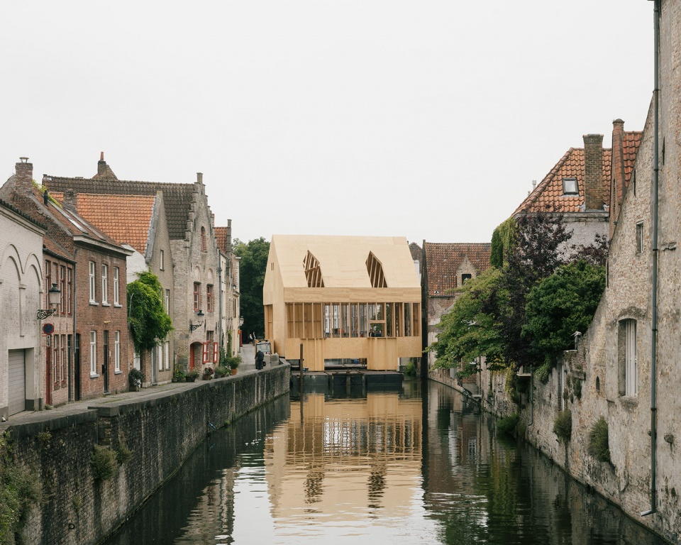 Brugge Diptych by Para Project