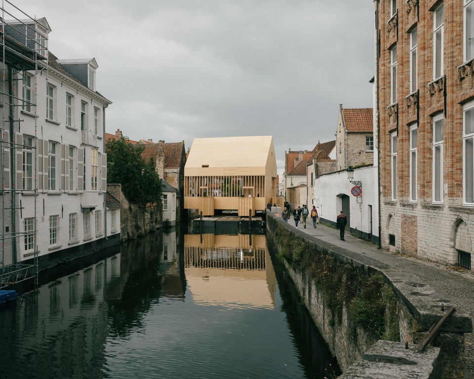 Brugge Diptych by Para Project