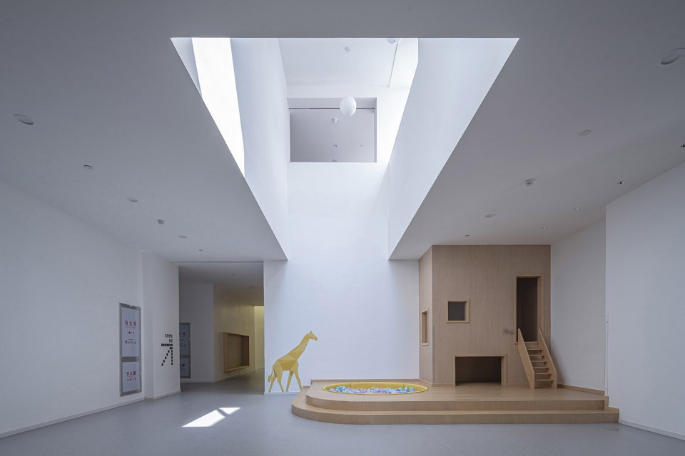 Zhoushan Greentown Yuhua Kindergarten China by GOA
