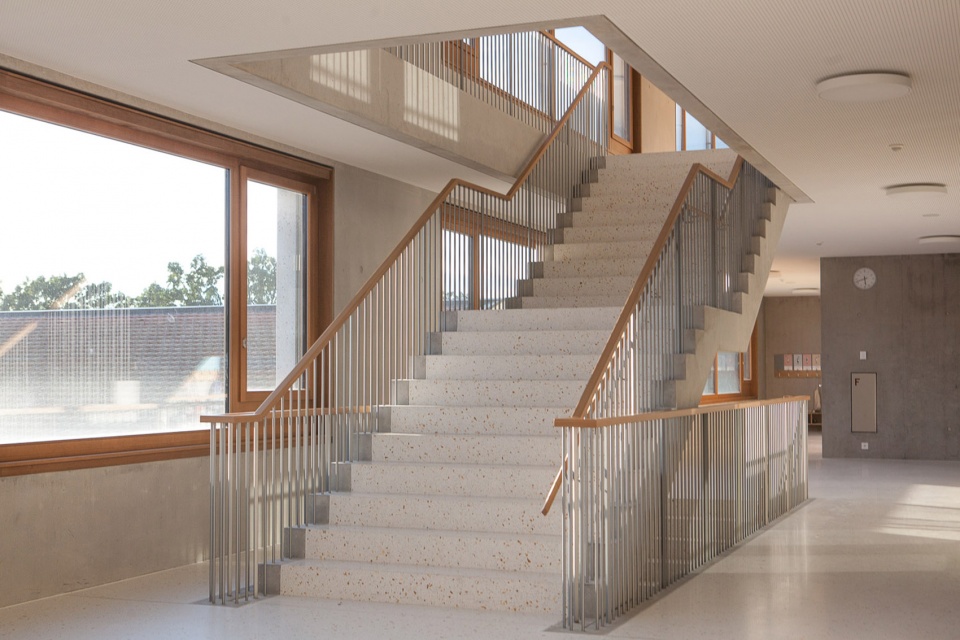 Urban innovation for new Meinier school by Mue Atelier d architecture