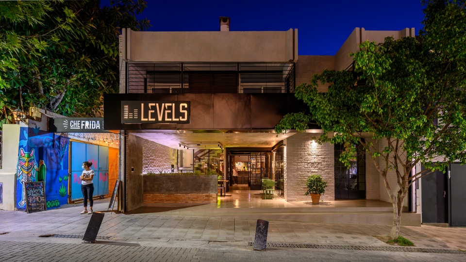 levels bar by muro arquitectos