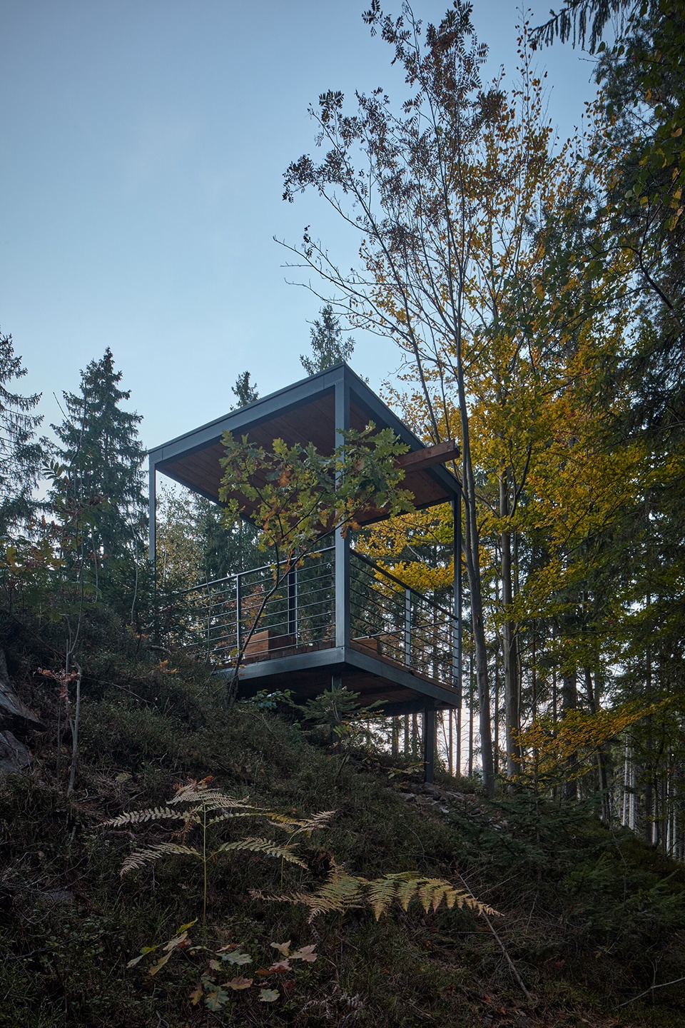 walk over the quarry by henkai architects