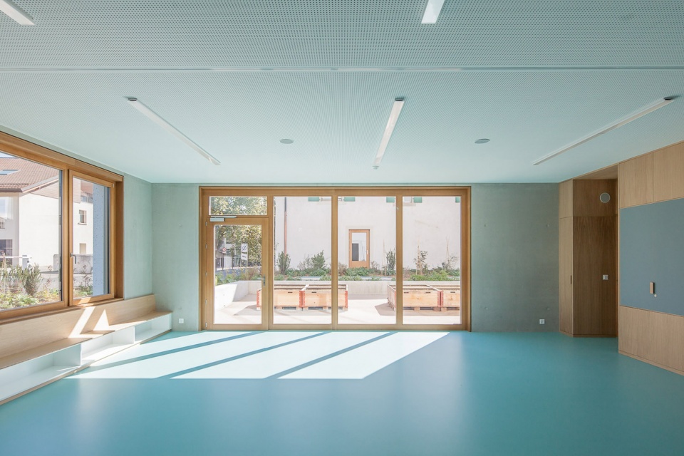 Urban innovation for new Meinier school by Mue Atelier d architecture