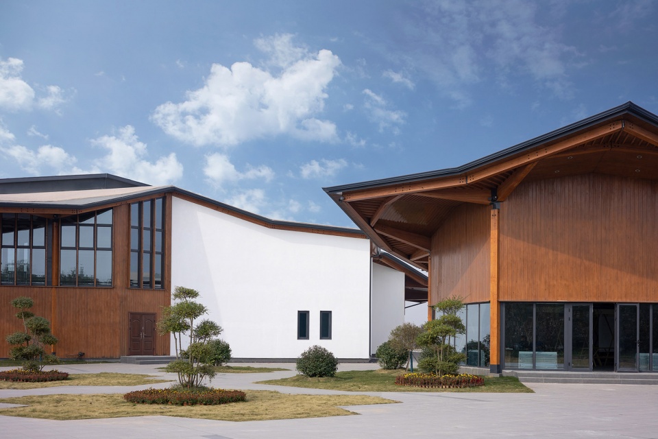 Shangdong Yangxin Pear Tourist Centre Shanghai Green Architects