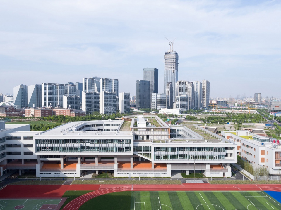 The New Bund School of No.2 Secondary School of East China Normal University Atelier Z DPLUS