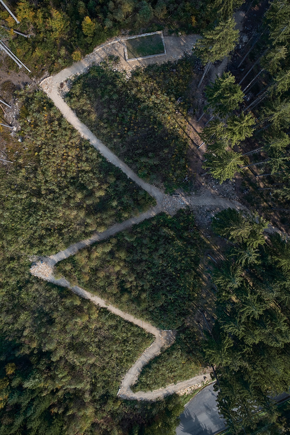 walk over the quarry by henkai architects