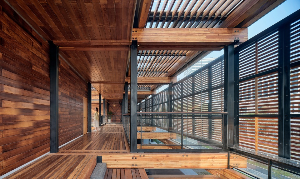 Ren Ren Exhibition Hall Original Design Studio