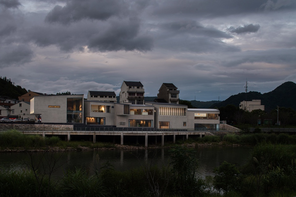 Zeya Longxi Art Gallery Fax Architects