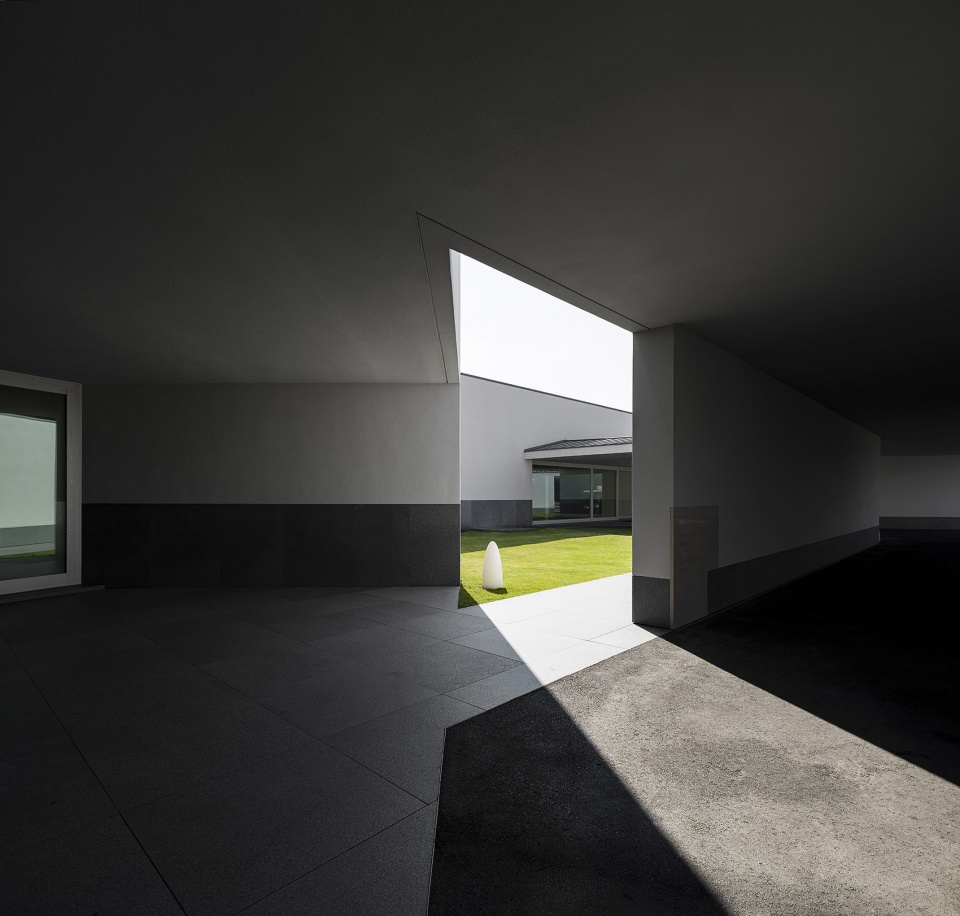 CHIA CHING HOUSE Taifong Golf Club Taiwan by Alvaro Siza Carlos Castanheira