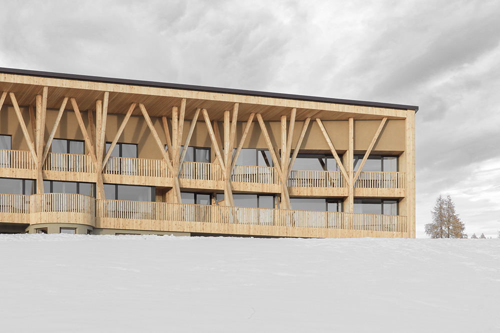icaro hotel by modusarchitects