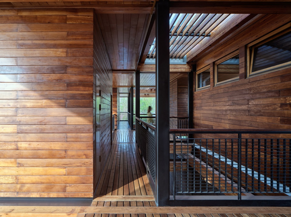 Ren Ren Exhibition Hall Original Design Studio
