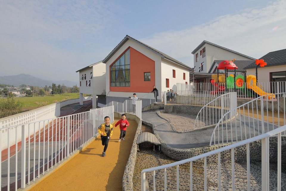 daping village kindergarten china by atelier y