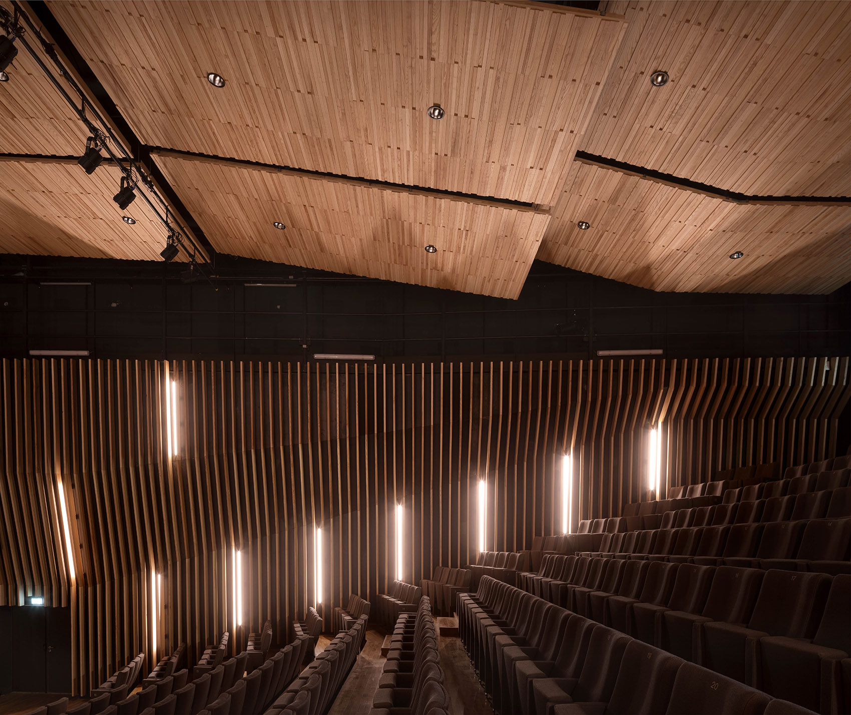 the music conservatory of montpellier france by architecturestudio
