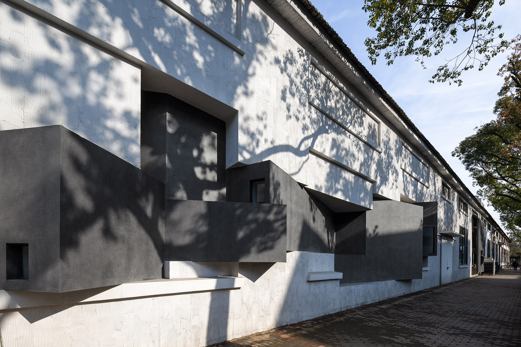 doozy access art gallery shanghai by far workshop
