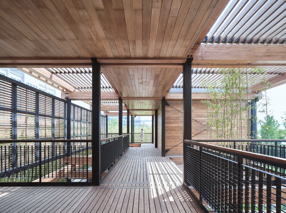 Ren Ren Exhibition Hall Original Design Studio