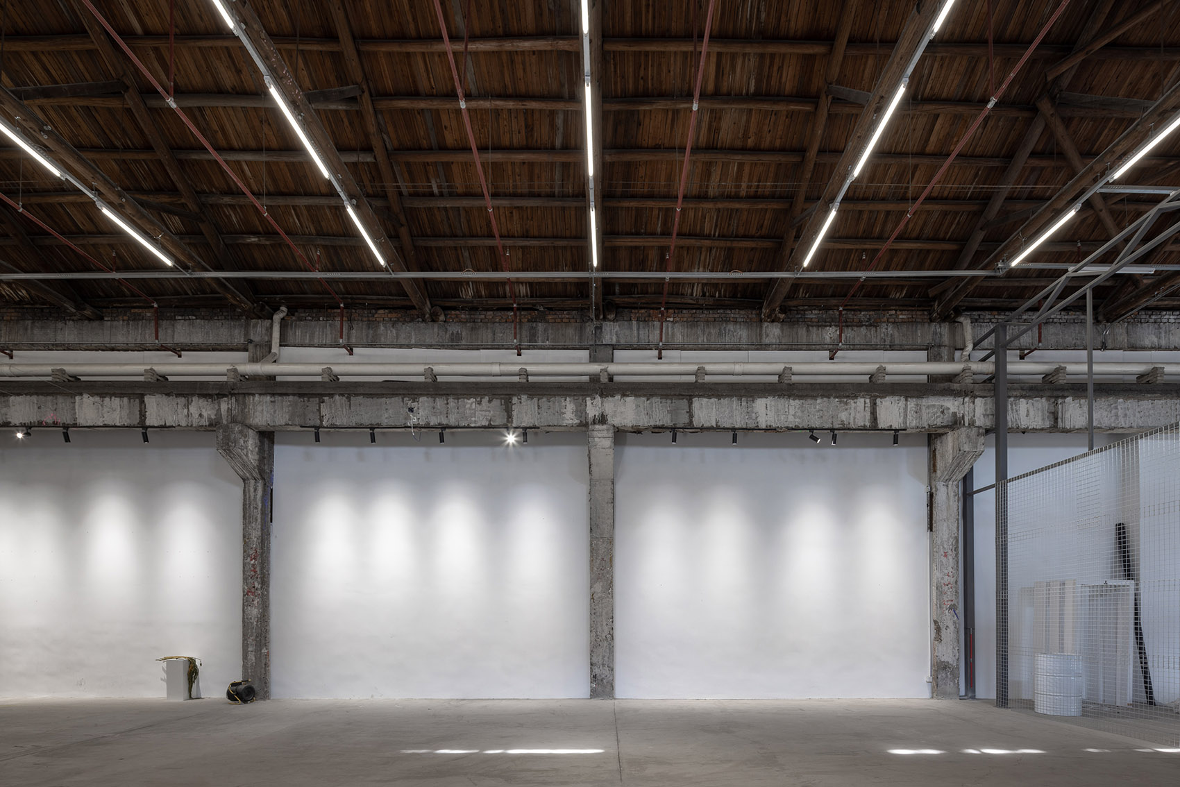 doozy access art gallery shanghai by far workshop