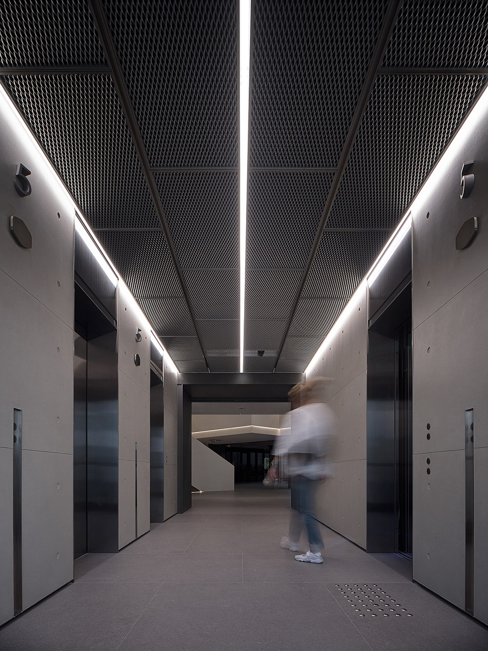 Cooler Master Taipei Office, China by DESFA GROUP - 谷德设计网