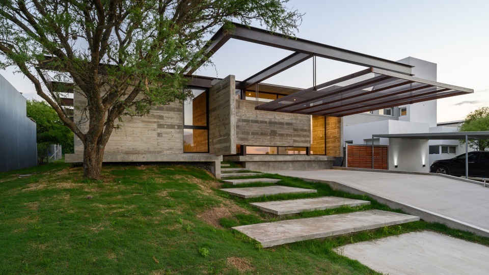 Raw Housing Iase Arquitectos