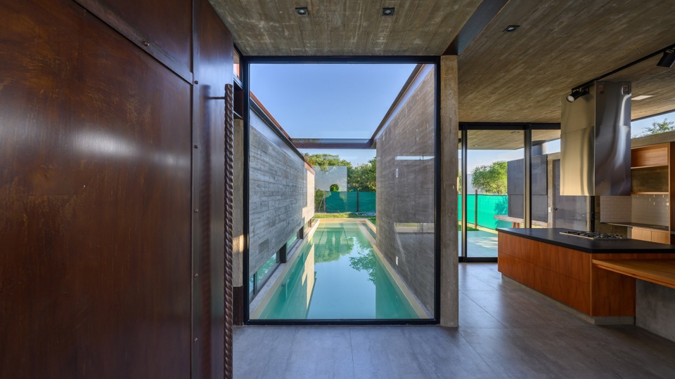 Raw Housing Iase Arquitectos