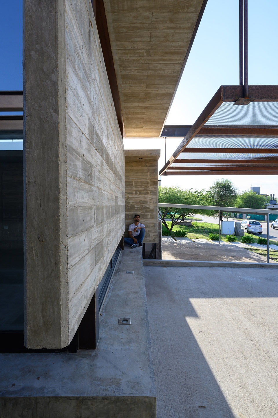 Raw Housing Iase Arquitectos