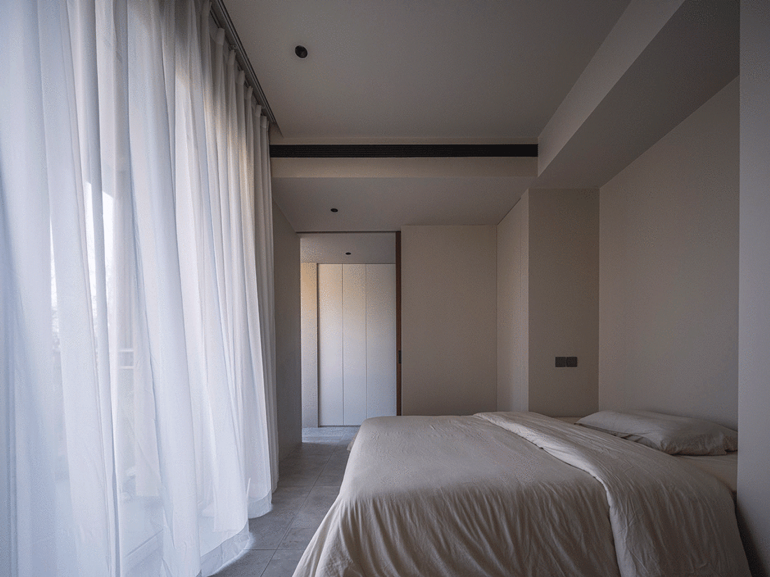 Chaoyang apartment China by Luo Xiuda