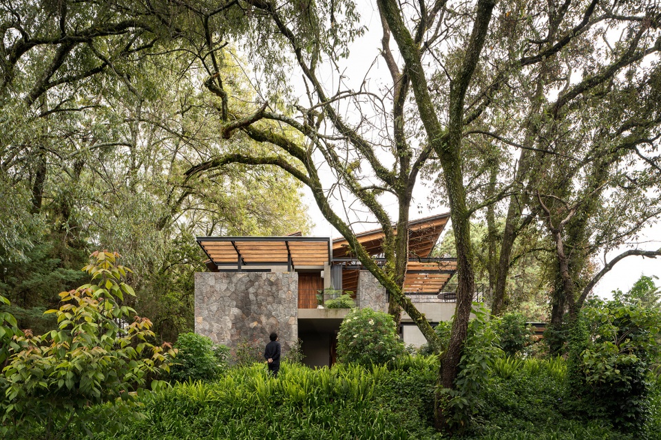 avandaro 333 by zozaya arquitectos