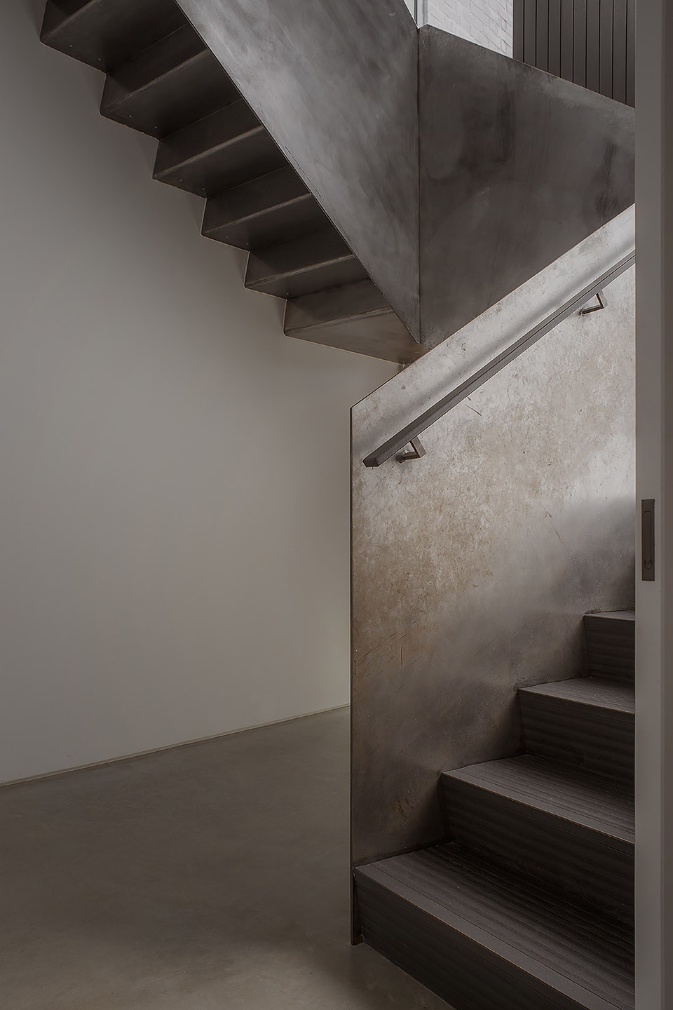 Claygate House by Alexander Martin Architects
