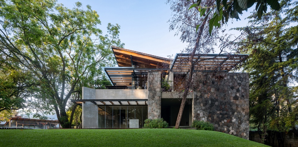 avandaro 333 by zozaya arquitectos