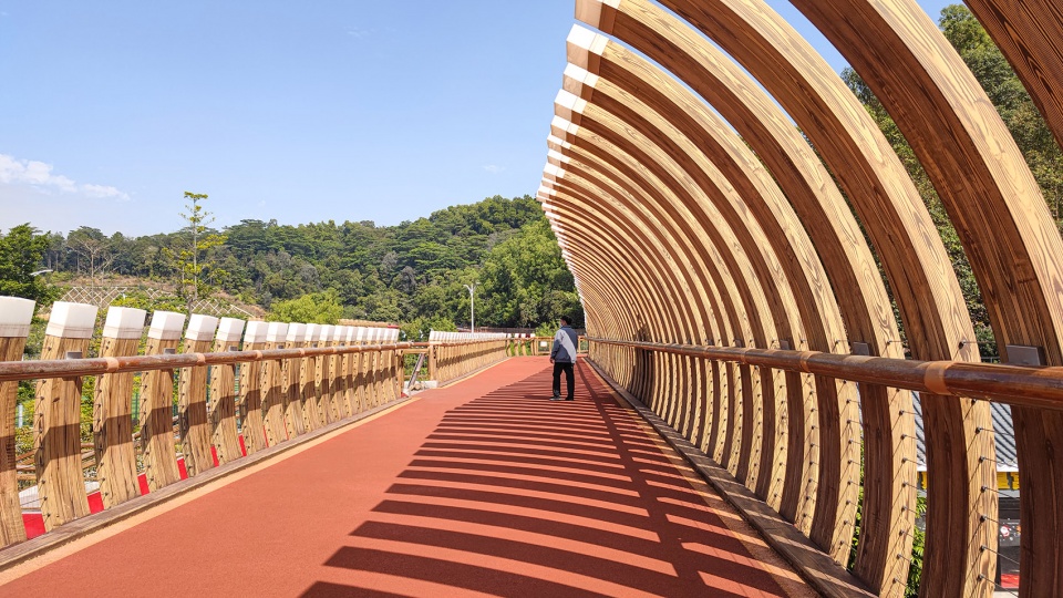 Jianghai Cloud Bridge China by T Y Lin