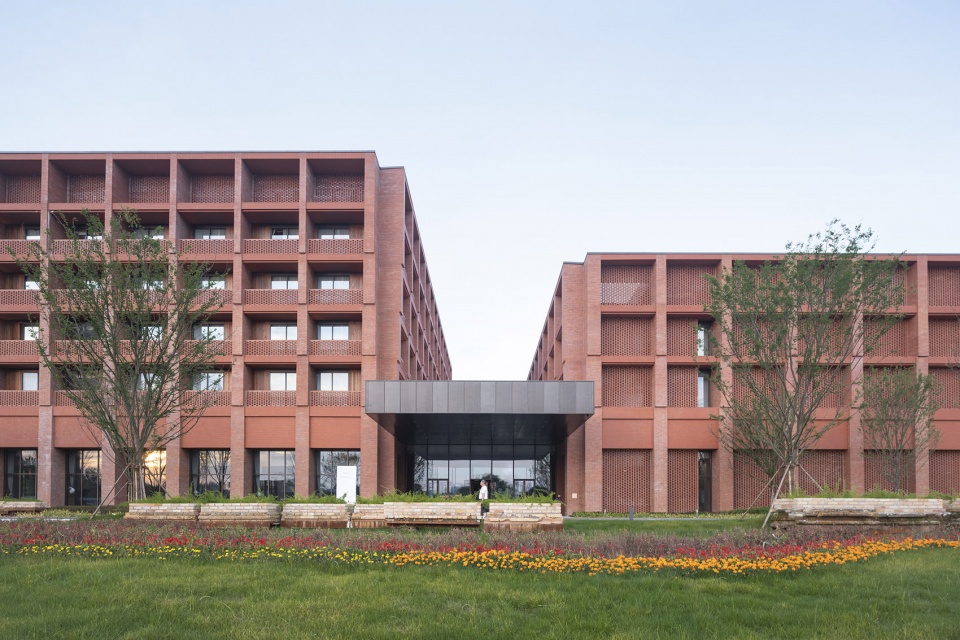 ceramic art avenue taoxichuan by david chipperfield architects