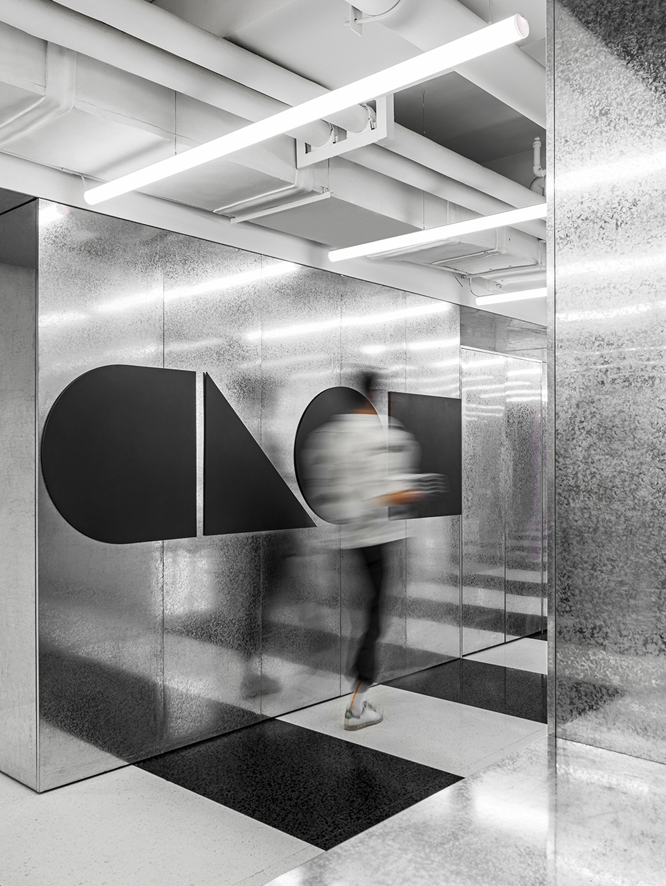 clou beijing office by clou
