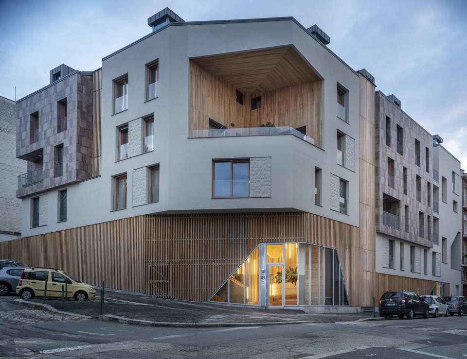 the house on stilts by studio architetti