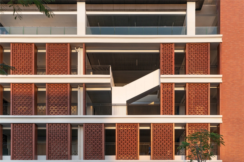 SMS Pingshan Innovation school China by CMAD Architects