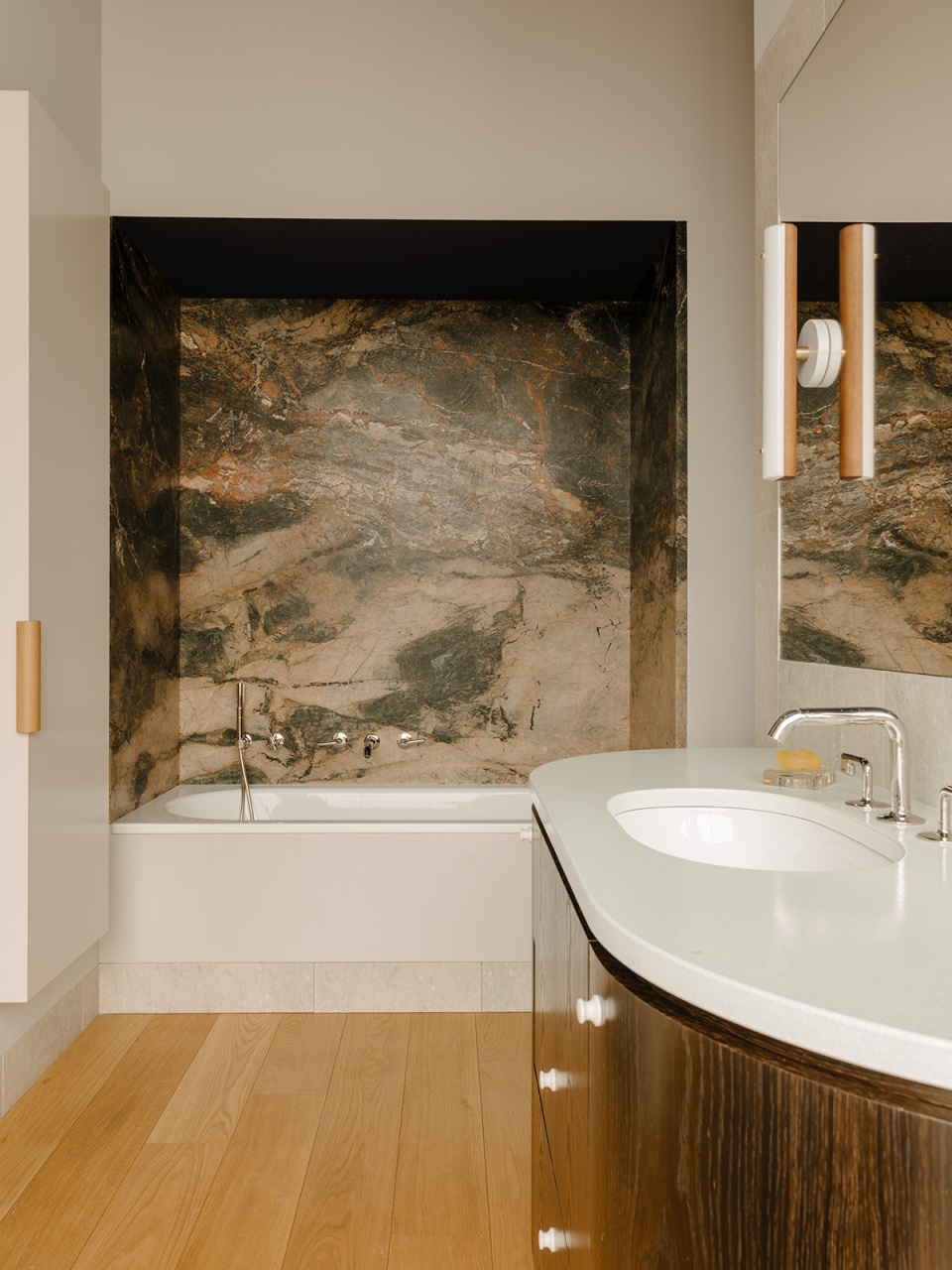 berliner penthouse by gisbert poppler