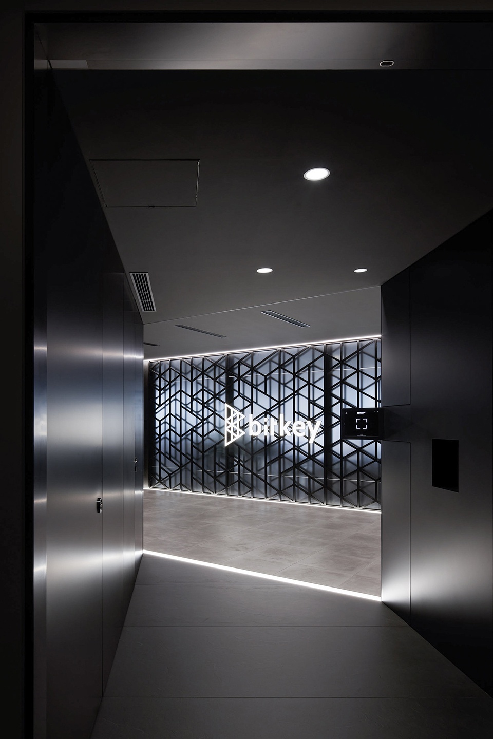bitkey office by canuch