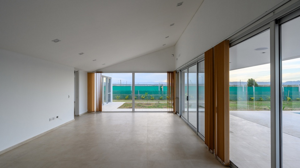 Genaro House by s estudio