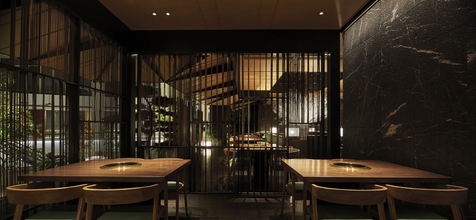 DAIMUYAKINIKU China by okamoto deguchi design