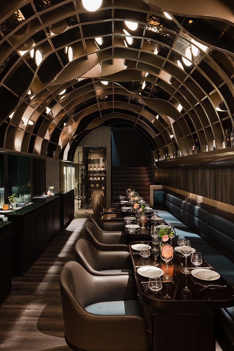 le coq wine bistro china by roomoo