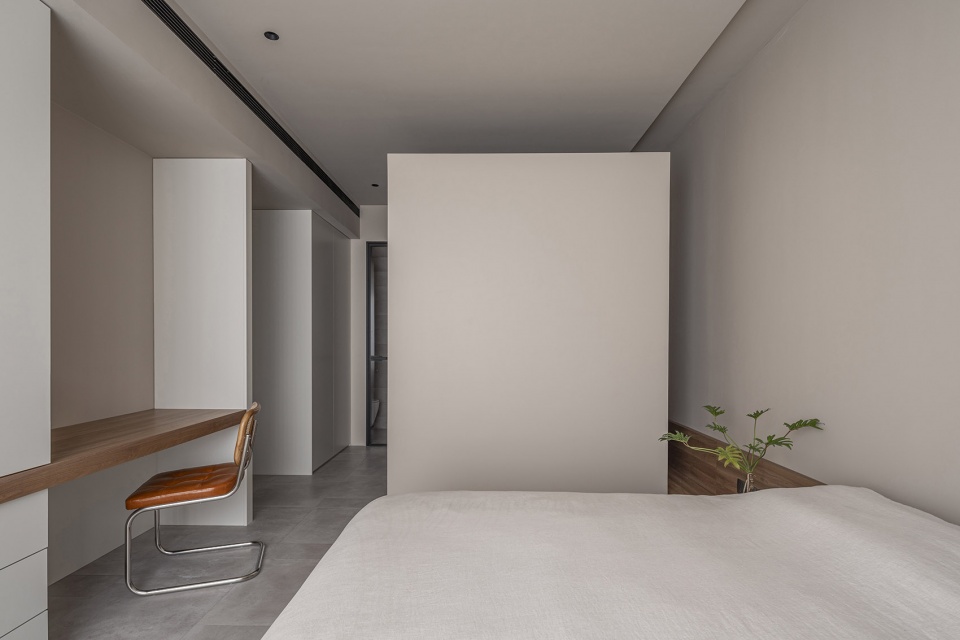 Chaoyang apartment China by Luo Xiuda