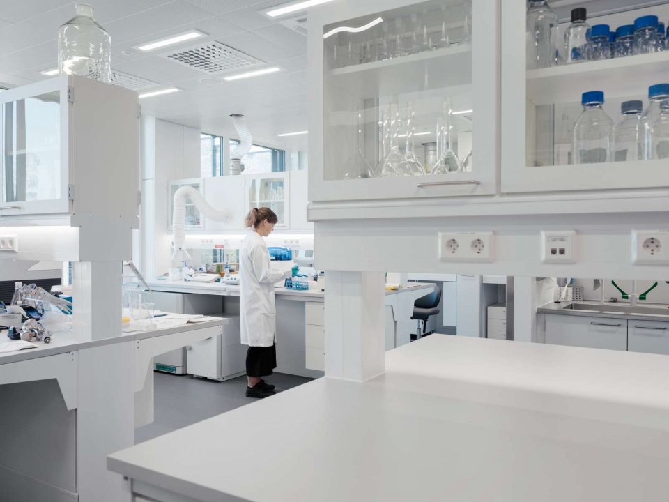 norwegian university of life sciences veterinary building by henning larsen