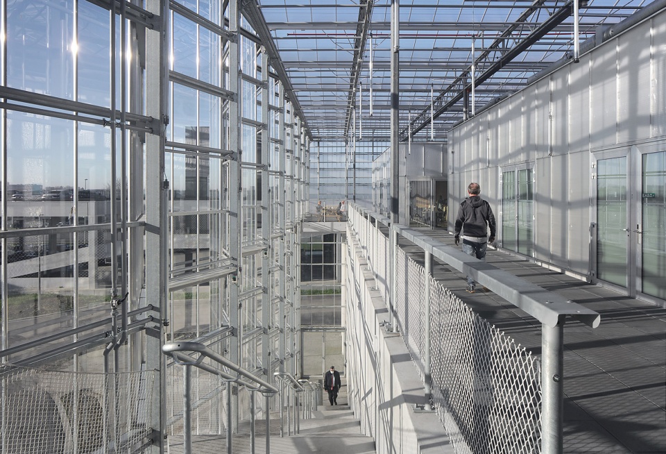 Rooftop Greenhouse Agrotopia van Bergen Kolpa Architects META architectuurbureau