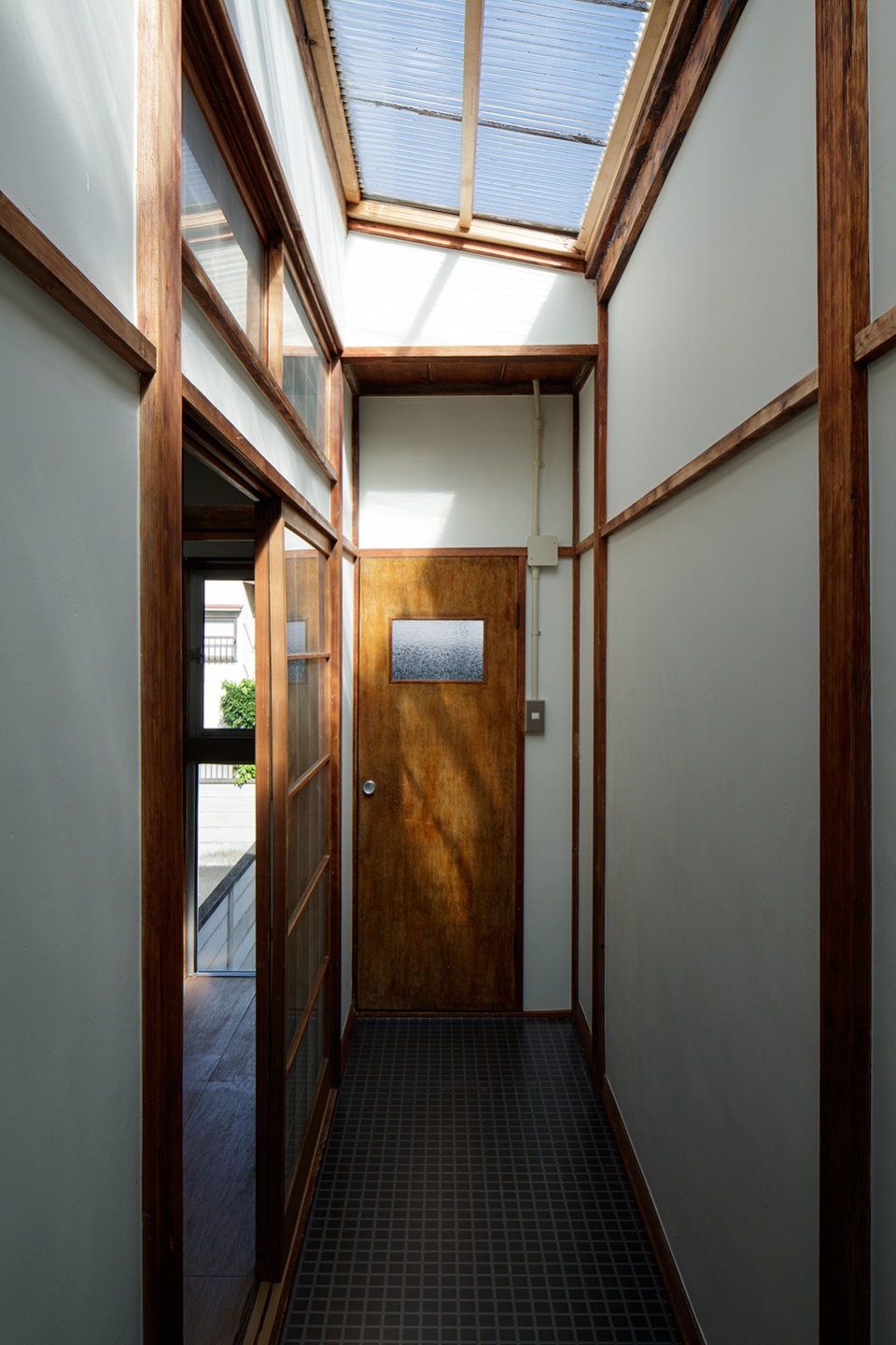 megurohoncho house by roovice