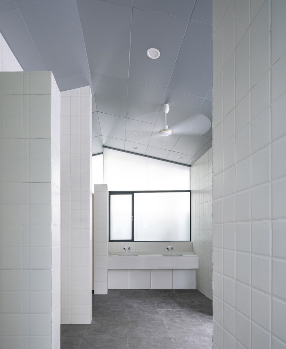 public health service facilities in jichang plot jiading district shanghai by mur mur lab