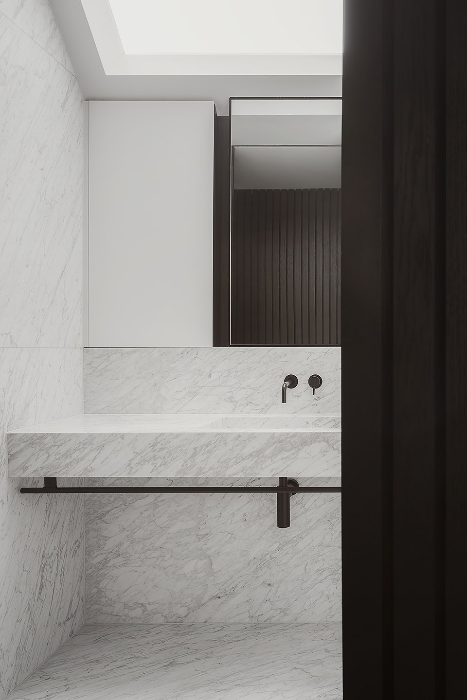 Claygate House by Alexander Martin Architects